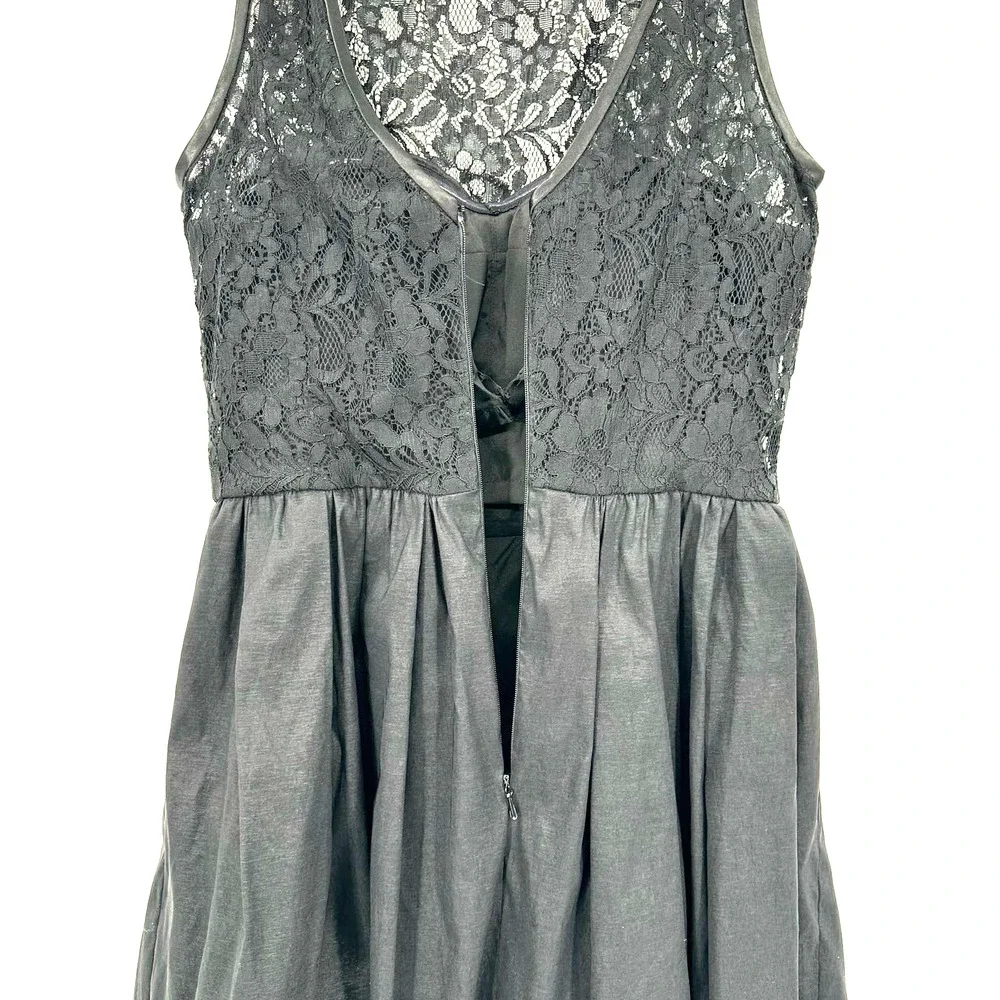 Aqua Dresses size 2 sleeveless black lace bodice mini dress lined‎